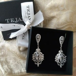 Tejani Crystal Bridal Earrings
